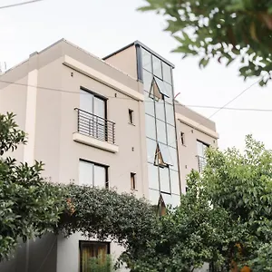Hotel Ritson, Narte